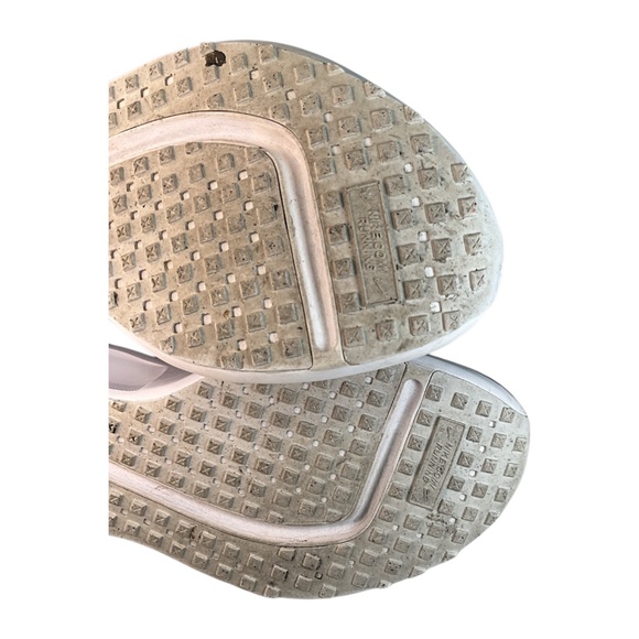 NIKE INTERACT RUN EASYON LIGHT CARBON FV5591-002 SIZE 9 Women's - Picture 11 of 11